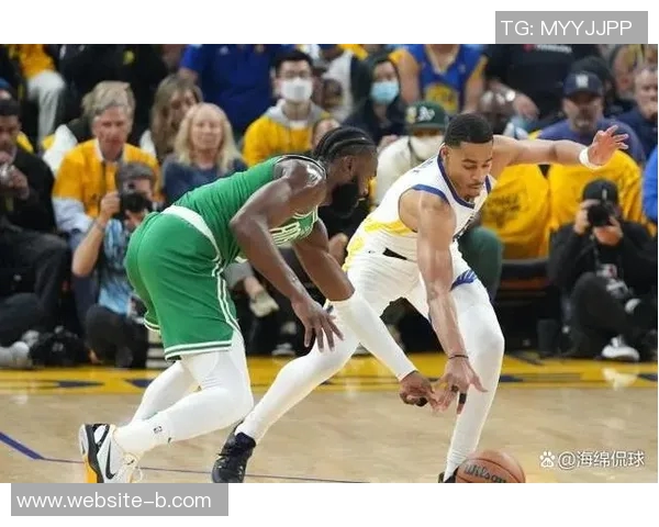 里斯半场表现不佳仅出战7分钟未得分正负值为负影响球队表现